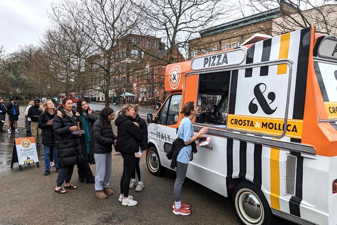 Converted ice cream van to pizza van... Crosta & Mollica pizza sampling.